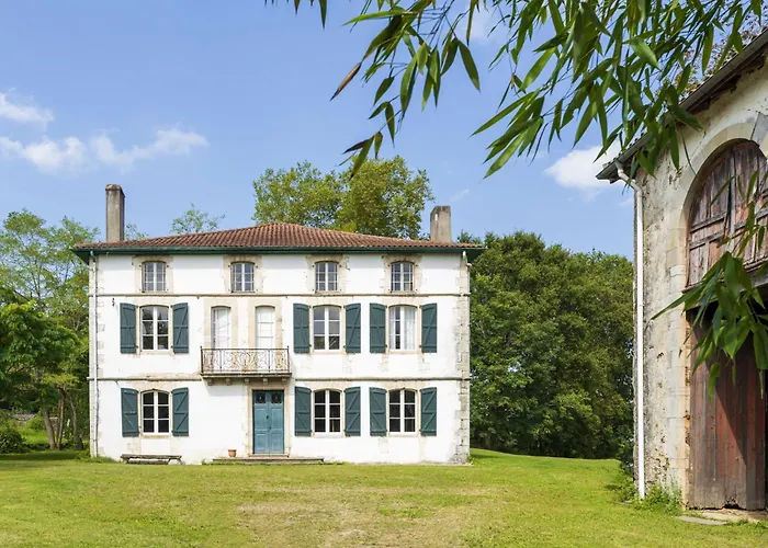 Maison Etxeparea Ferienhaus Ustaritz